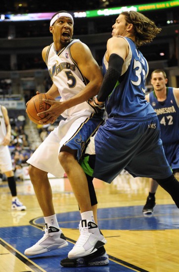 决定性作用 决定性作用