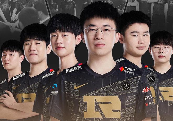 手采取了极 手采取了极